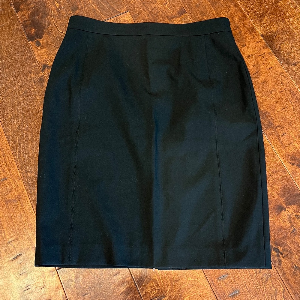 Ann Taylor pencil skirt size 6